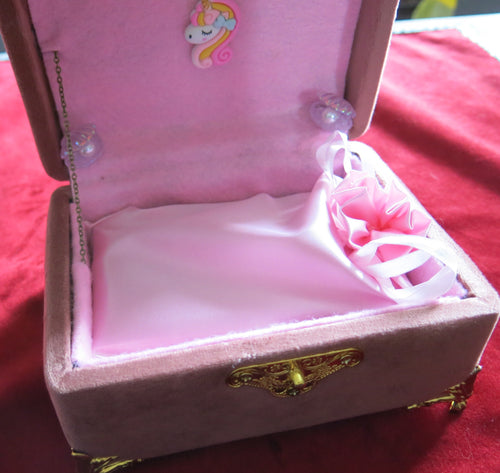 Japanese tarot, cute tarot, girly tarot, Pink Tarot Cards, Elf of Heaven Tarot - Pink Tarot Cards - Unicorn Theme deck of Cards - Sailor Moon Cards - Pokemon style cards