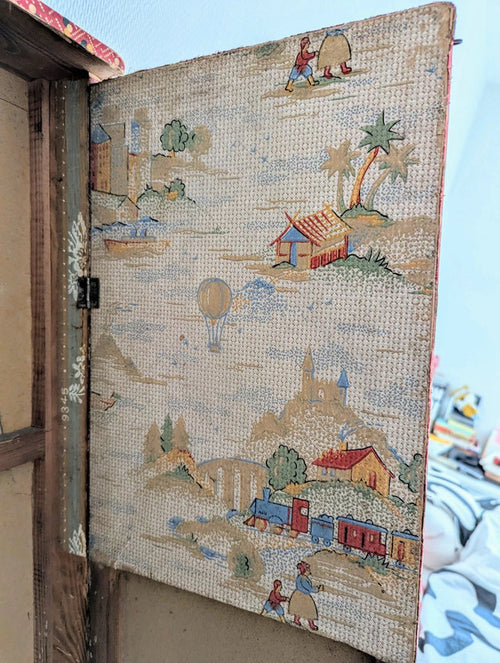 Vintage Punch & Judy Puppet Theater – Folding Wooden Booth with Mid-Century Paper Scenery (c. 1950s)