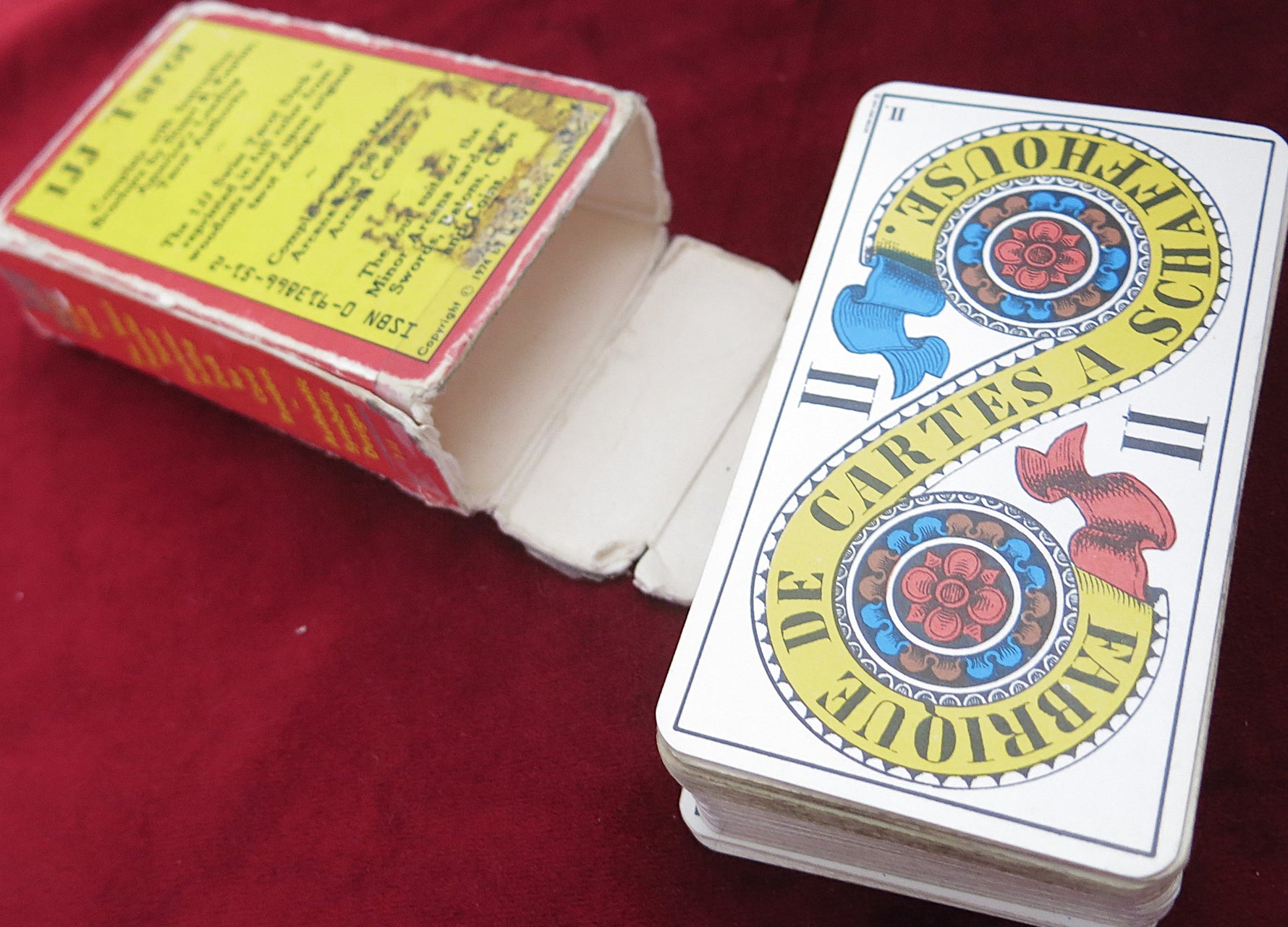 1JJ Swiss Tarot Cards – 1974 U.S. Games Edition(used one)