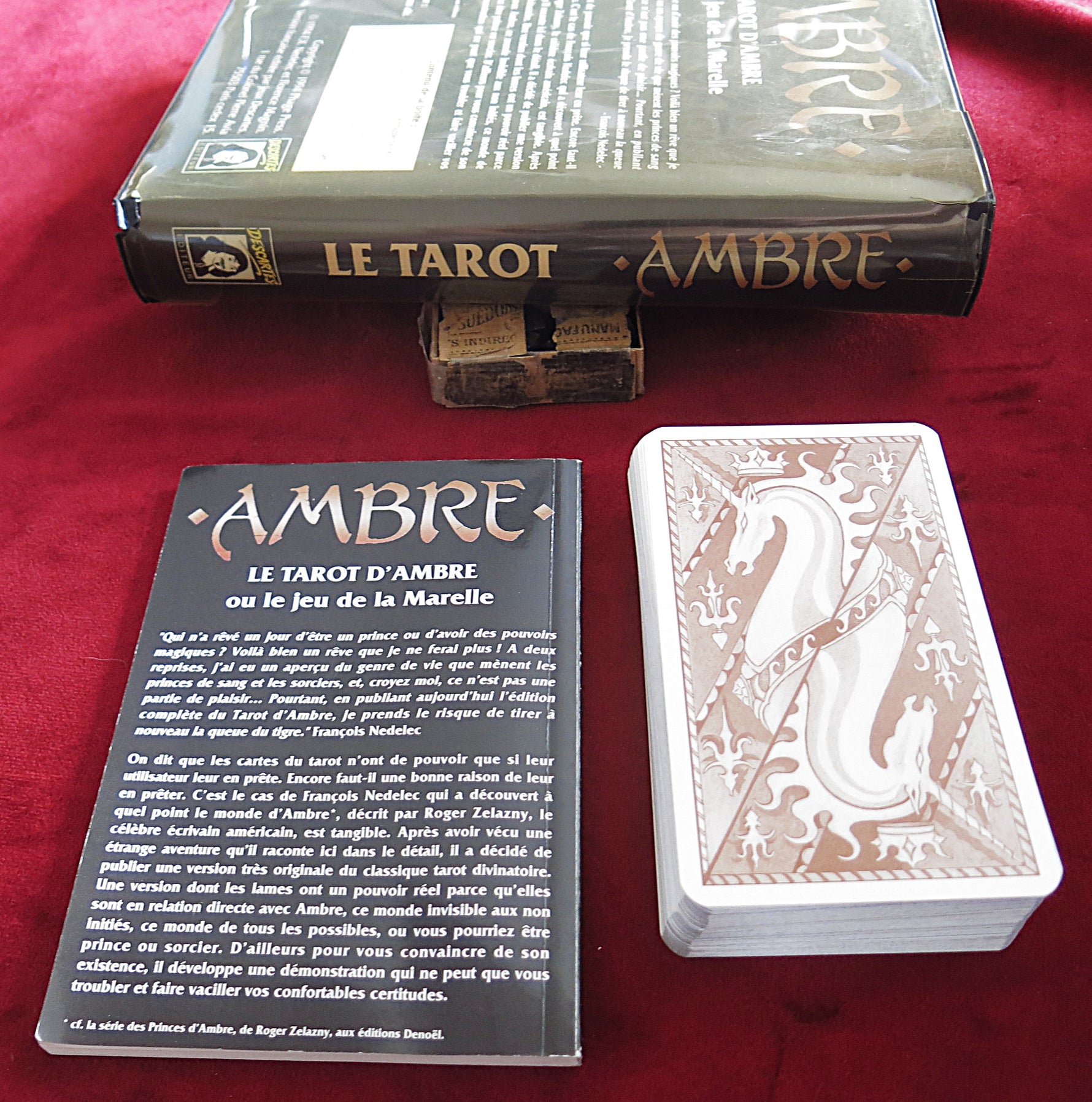 Le Tarot d’Ambre – Ambre Tarot (Descartes, 1994) – EXTREMELY RARE