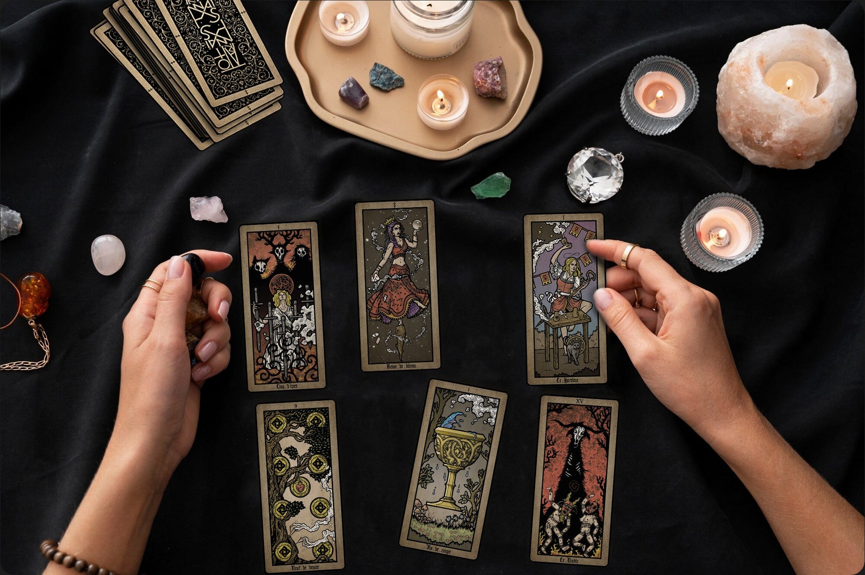 PRE-ORDER - Anaïs Tarot – Contemporary Artisan Tarot with Medieval Color Palette