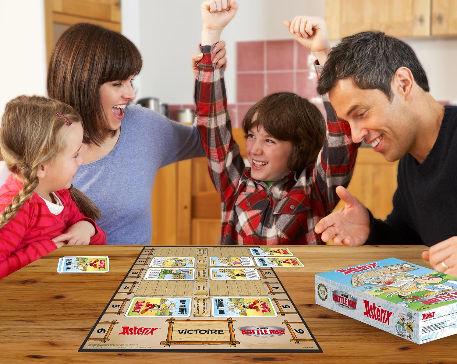 Astérix Top Trumps Tapis de Bataille Scellé Jeu de Société de Stratégie en Français