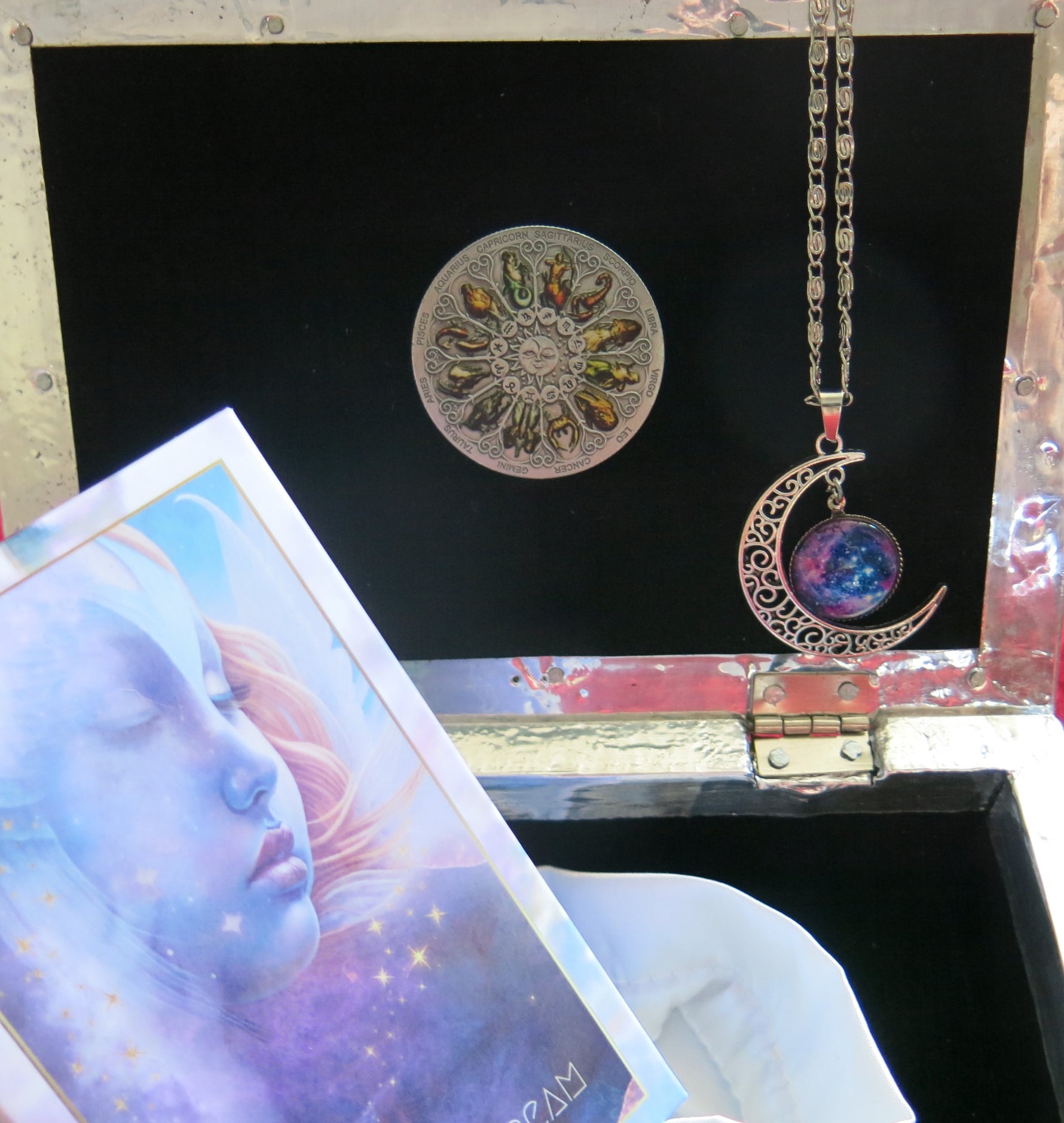 Astraea's Tarot Dream box set - Galactic Cards - RSW Based Deck, Pleiadians Cards