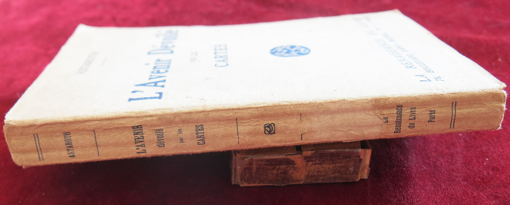 L'Avenir Dévoilé par les Cartes – Rare livre de cartomancie française (c.1881)