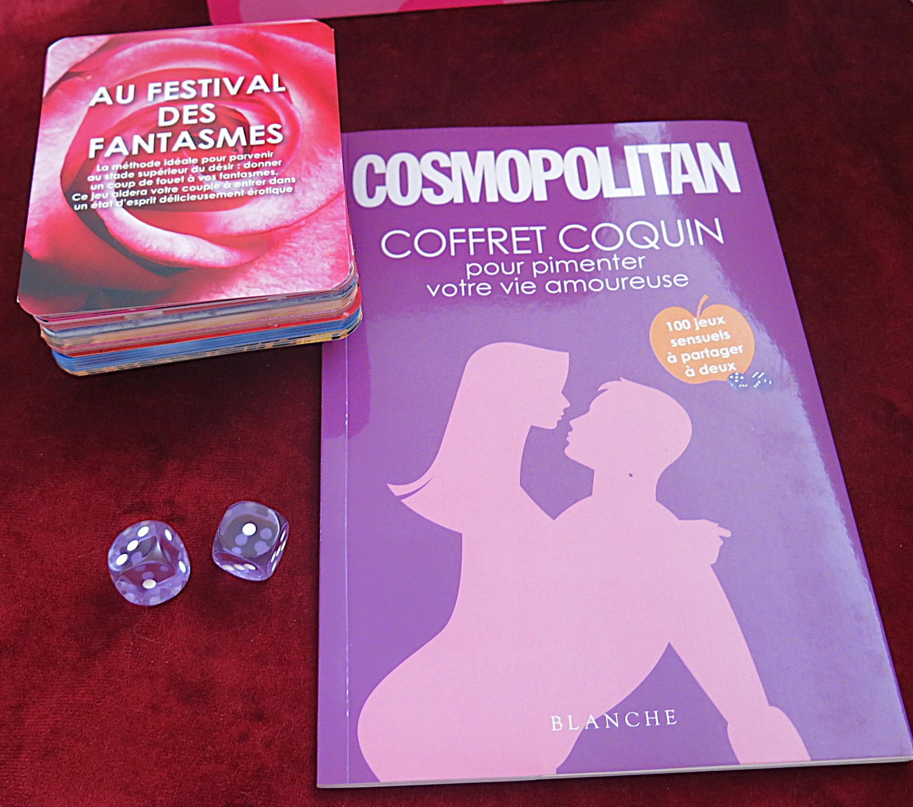 Cosmopolitan Sensual Game Box – 100 Erotic Cards + Dice (French Version)