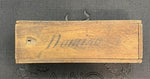 Un jeu de dominos ancien en os et en ébène de la fin du XIXe siècle, dans sa boîte en bois d'origine.