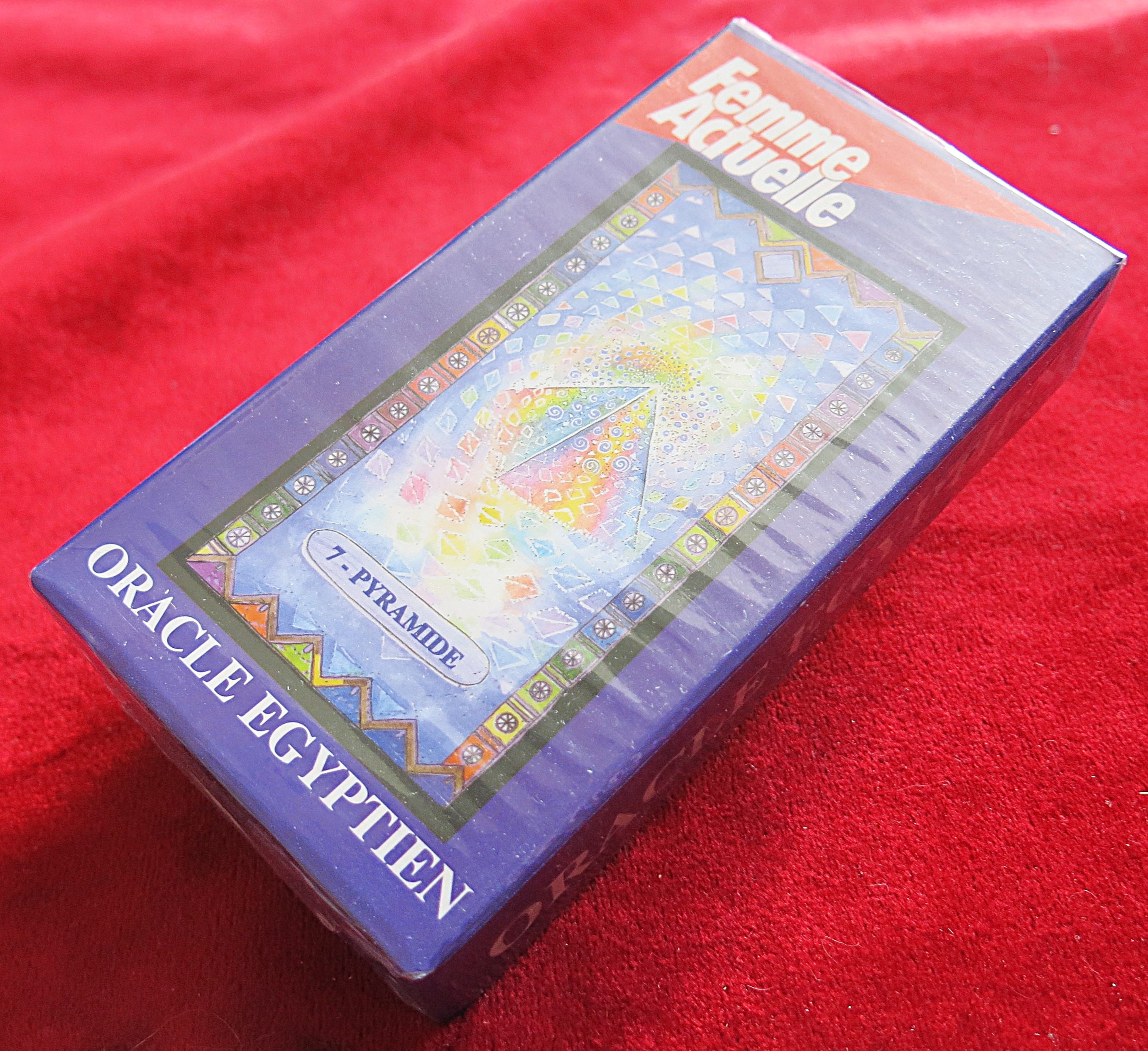 Rare Egyptian Oracle (Myrrha Art) – Femme Actuelle 1990s Edition