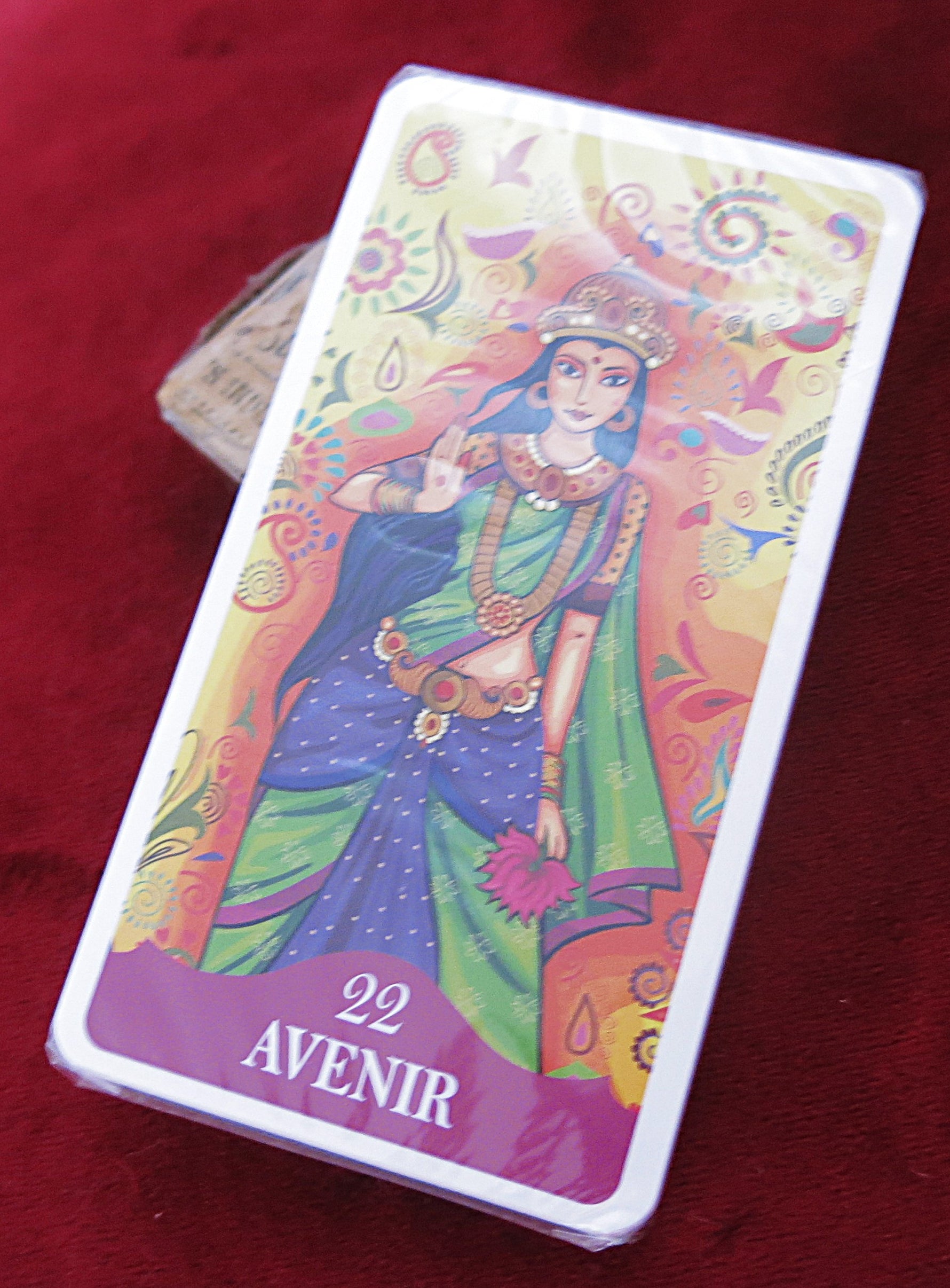 Le Tarot Indien – Femme Actuelle Hors-Série Astres – Sealed Deck + Magazine – French Edition