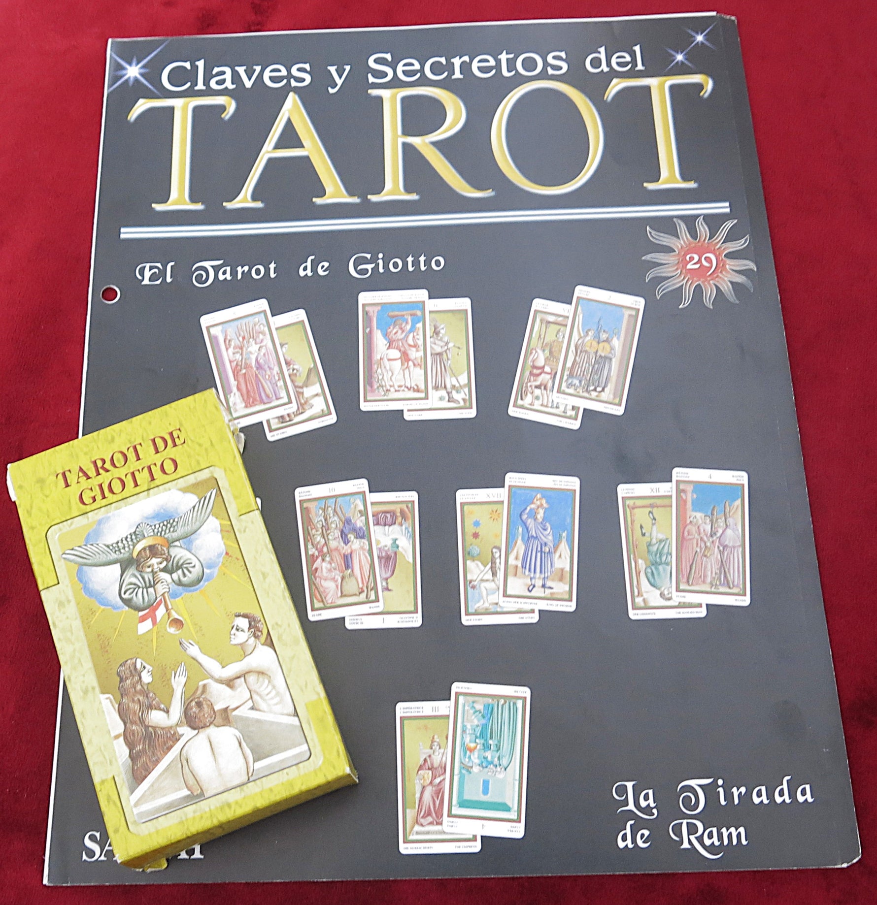 Tarot de Giotto + Instructions – Rare Italian Medieval Art Tarot -  2002