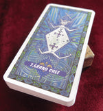 indian tarot, native american oracle, femme actuelle tarot, wakan tanka deck, native legends cards, oracle cards french, femme actuelle collector, spiritual guidance deck, divination cards france, rare tarot deck, pocket tarot, vintage oracle deck, symbolic wisdom cards, native american spirituality, collectible tarot cards