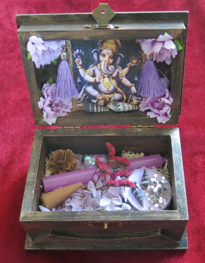 Dancing Ganesha jewelry box - Religious Ritual Indian Shrine - Hindu Gods/Ganesh Travel Altar miniature Box - Kit magique rituel