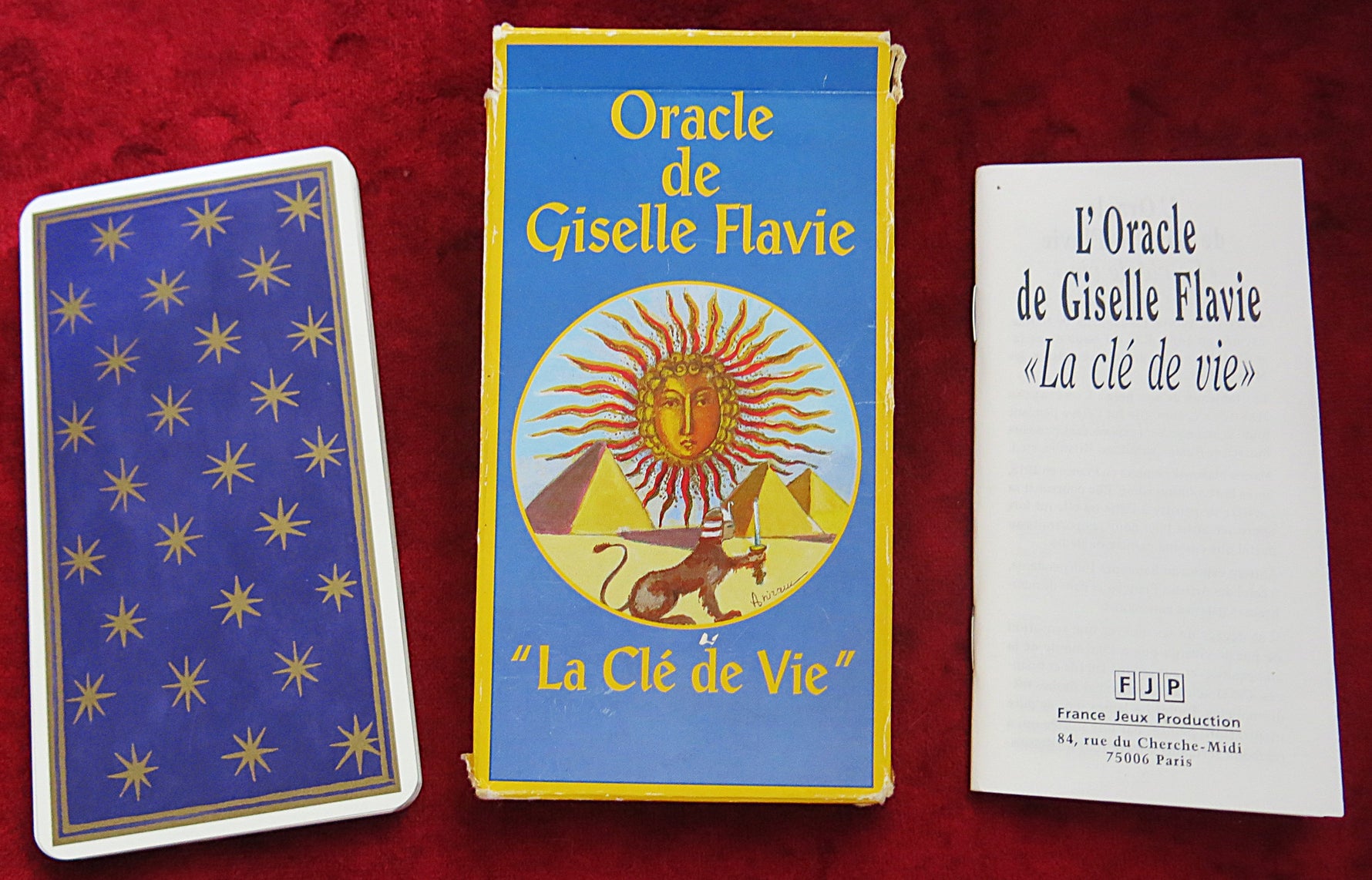 Giselle Flavie's 90s Oracle 
