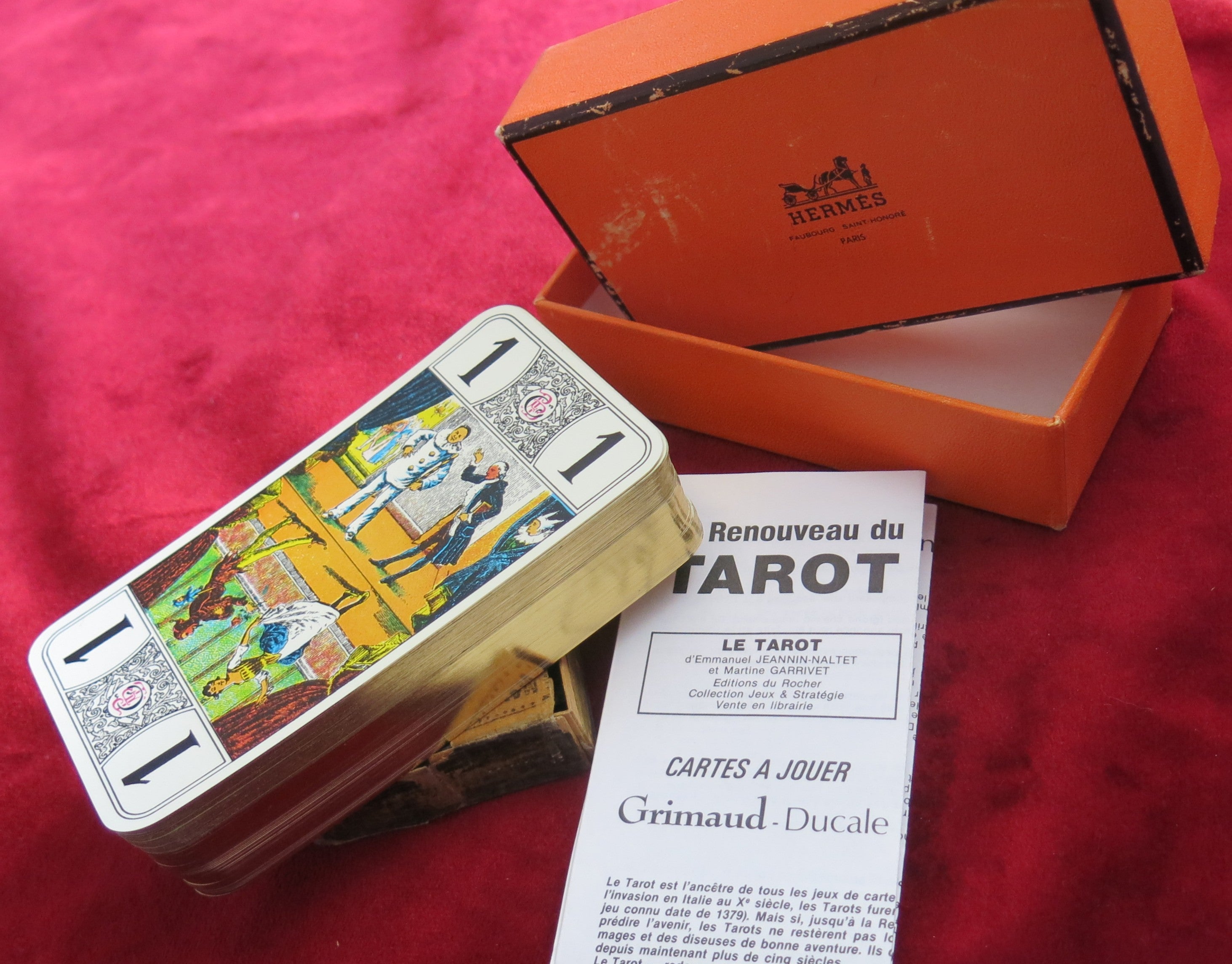 Hermes Tarot deck with Sun back Vintage 1985