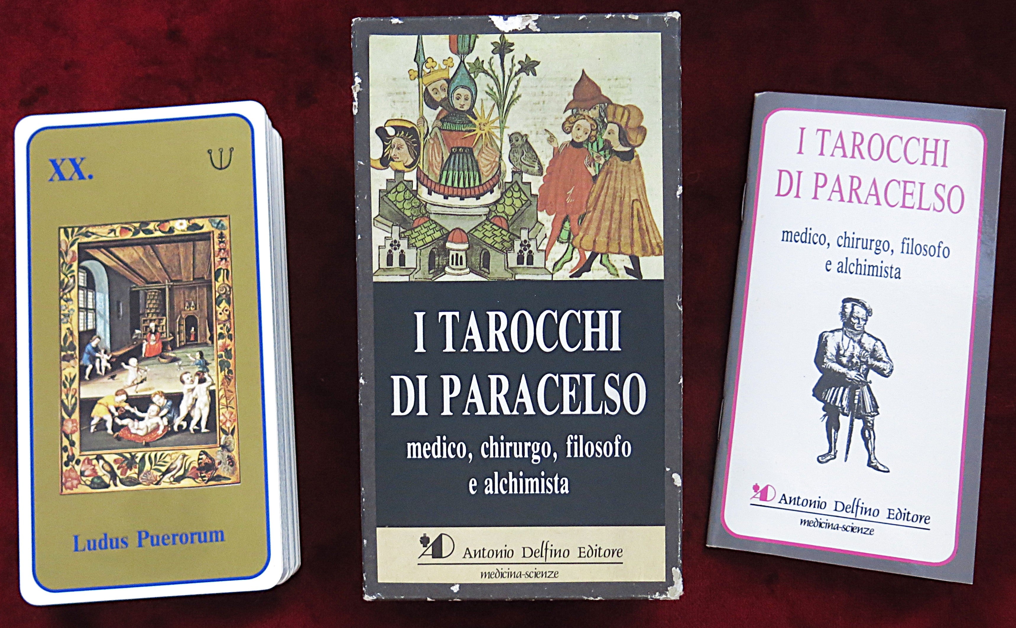 files/ITarocchidiParacelso1993_1.jpg