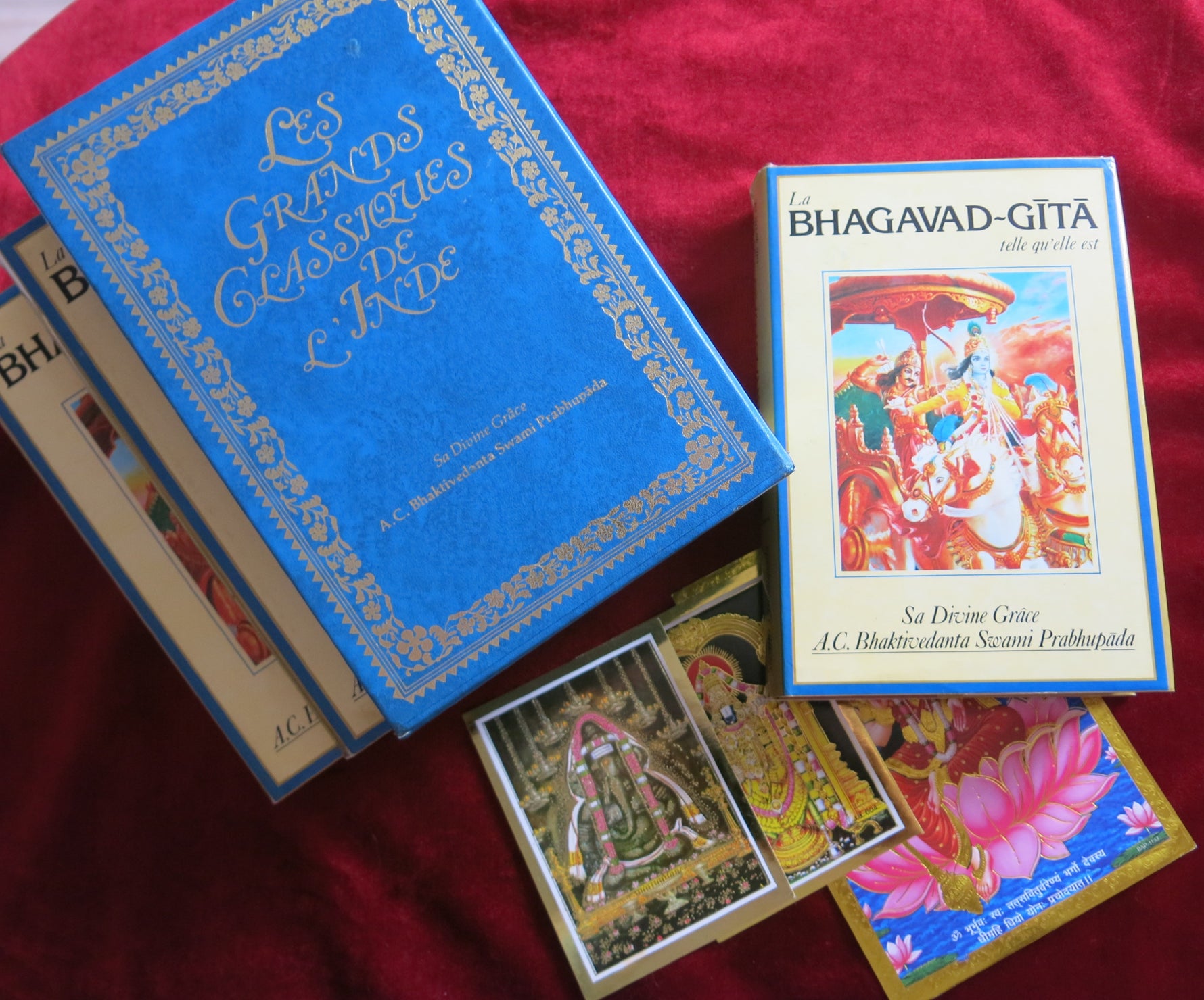 Coffret de la Bhagavad-Gita (1978), Classiques de l'Inde, Art religieux hindou