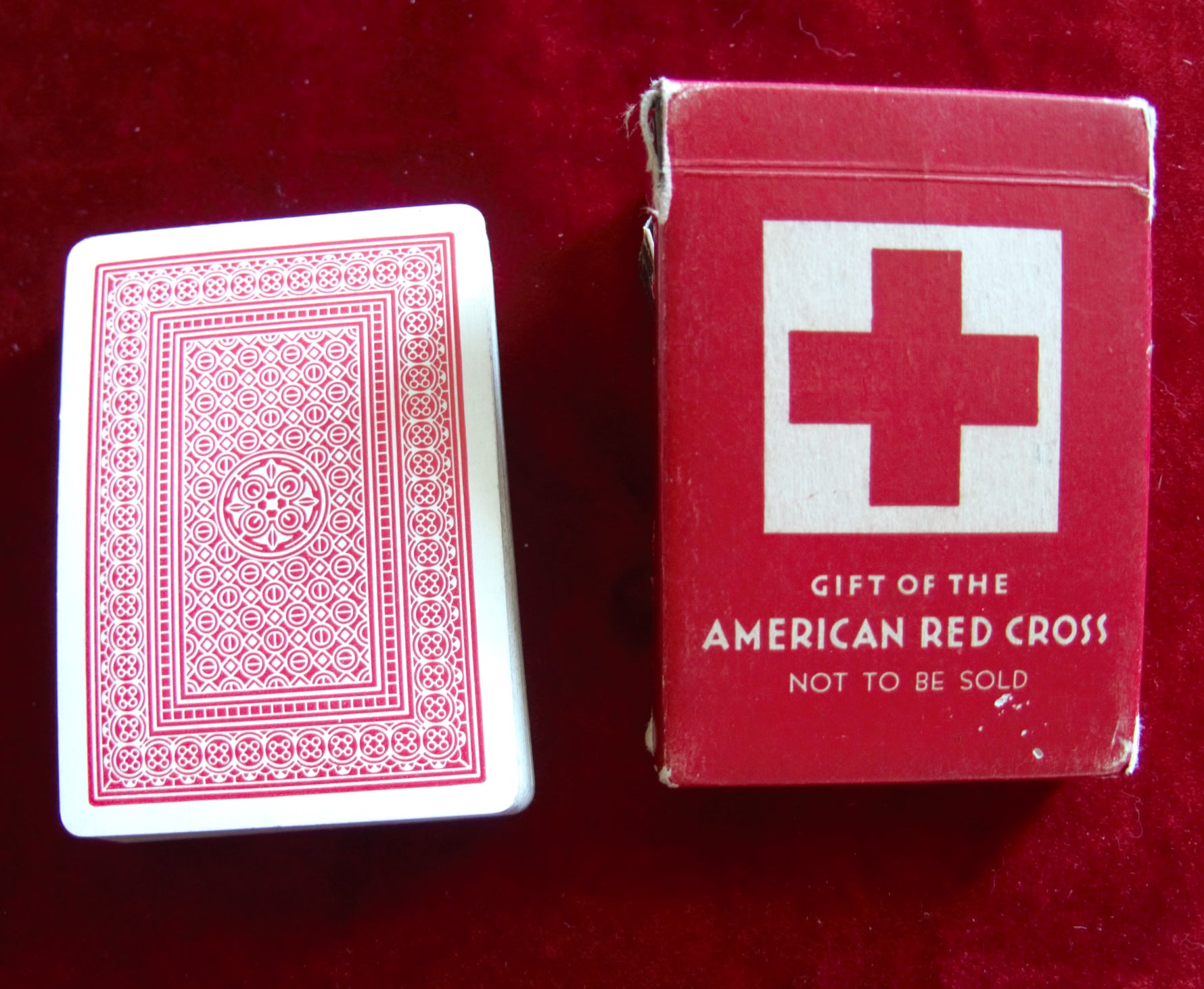 Vintage 1944 WWII American Red CROSS - Aviator Playing Cards