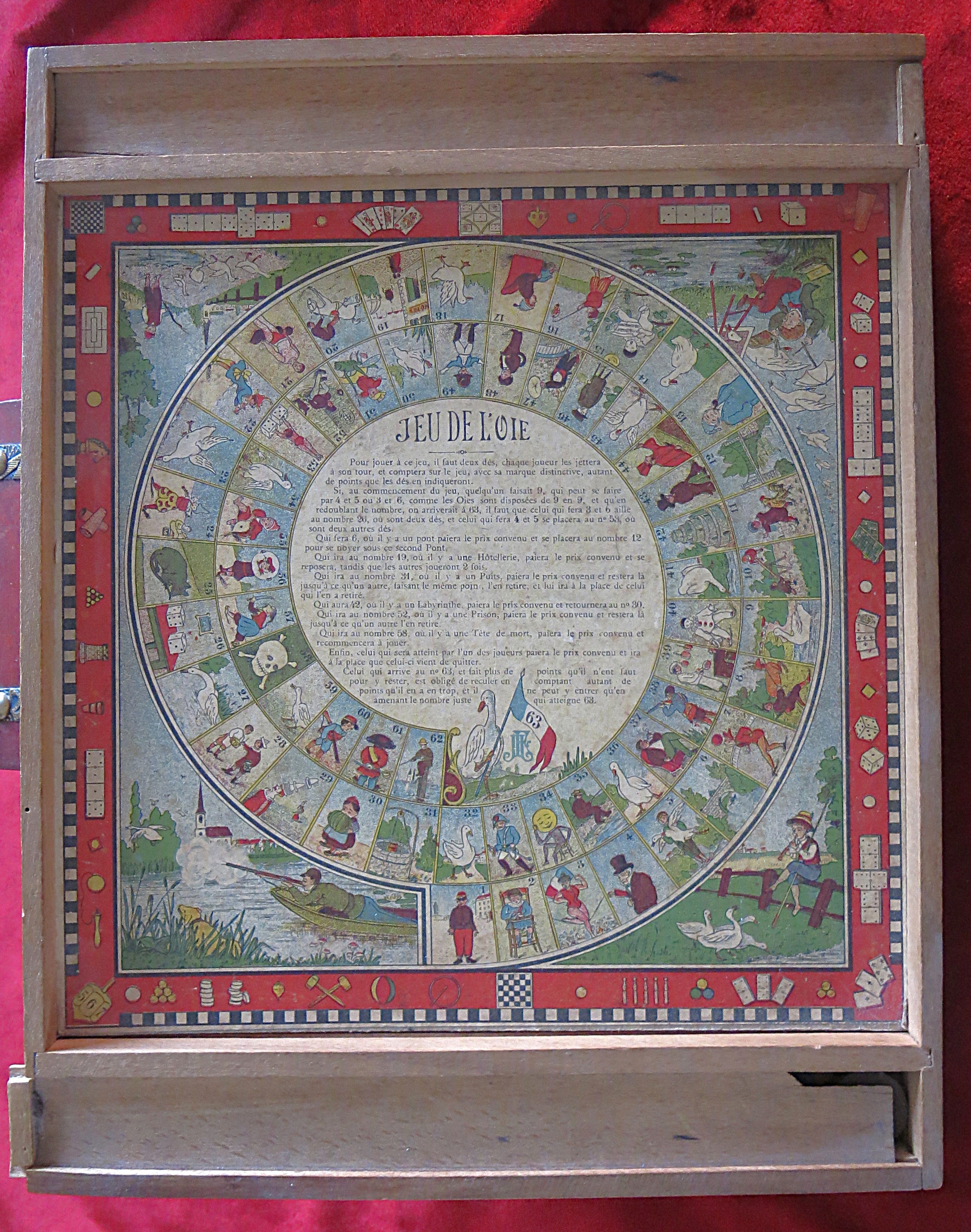 Jeu de l’Oie, Goose Game, vintage board game, wooden board game, checkers game, early 20th century toy, French board game, jeu de société ancien, jeu de dames, wooden game set, antique game board, double-sided game, vintage toy France, retro family game, classic children’s game, jeu de l’oie bois, jeu de l’oie vintage, traditional French game, collector’s game, jeu ancien décoratif