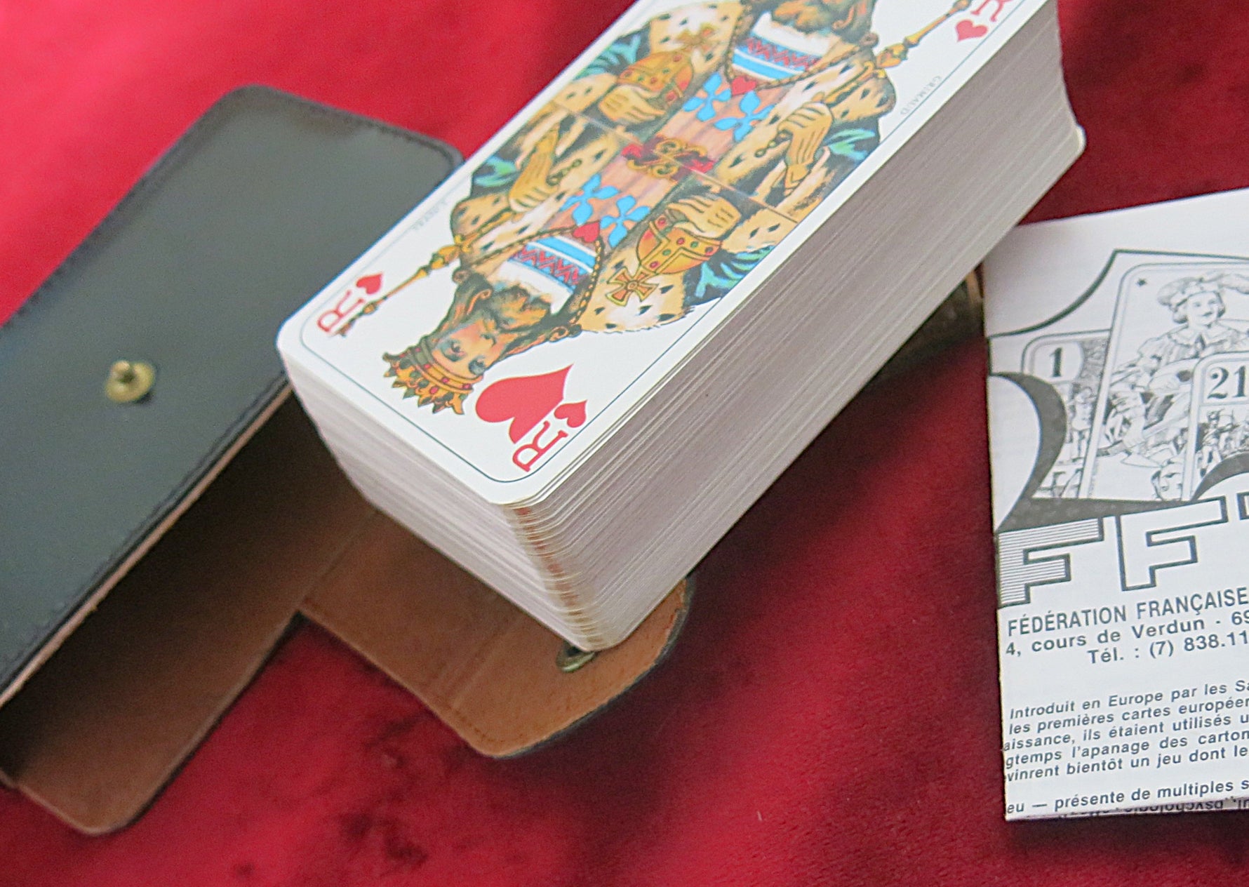 In Leather case + Gold coins 80s:  Vintage French Tarot Playing Cards (FFT)