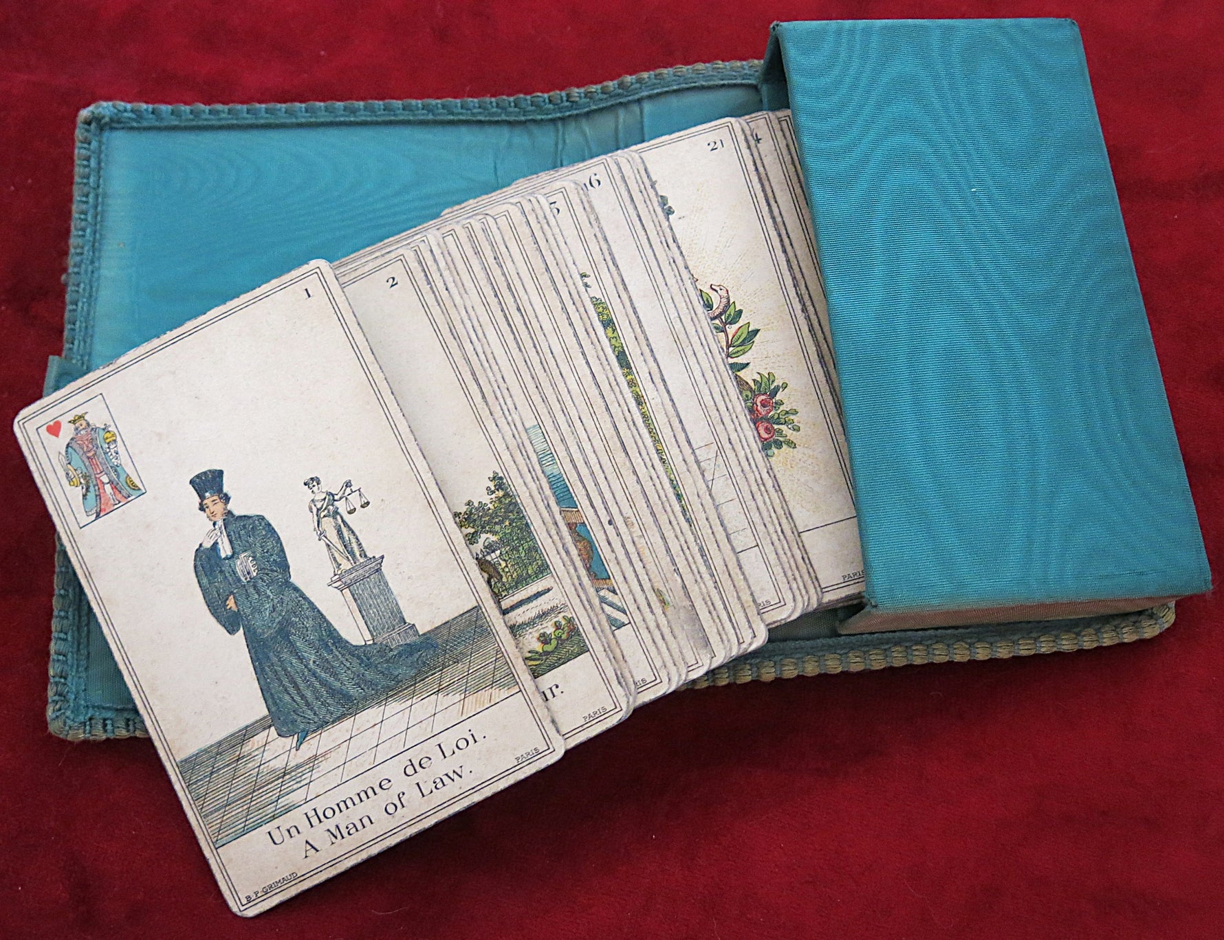 v.1890 Le Livre du Destin Oracle Cards – Jeu complet de cartes de divination Grimaud