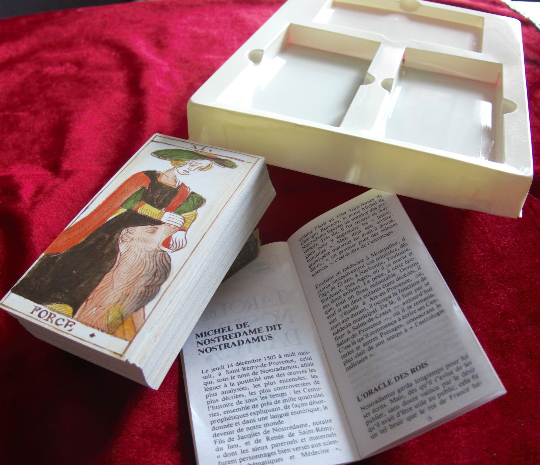 Tarot de Nostradamus – Éditions Héron (France, 1980s)
