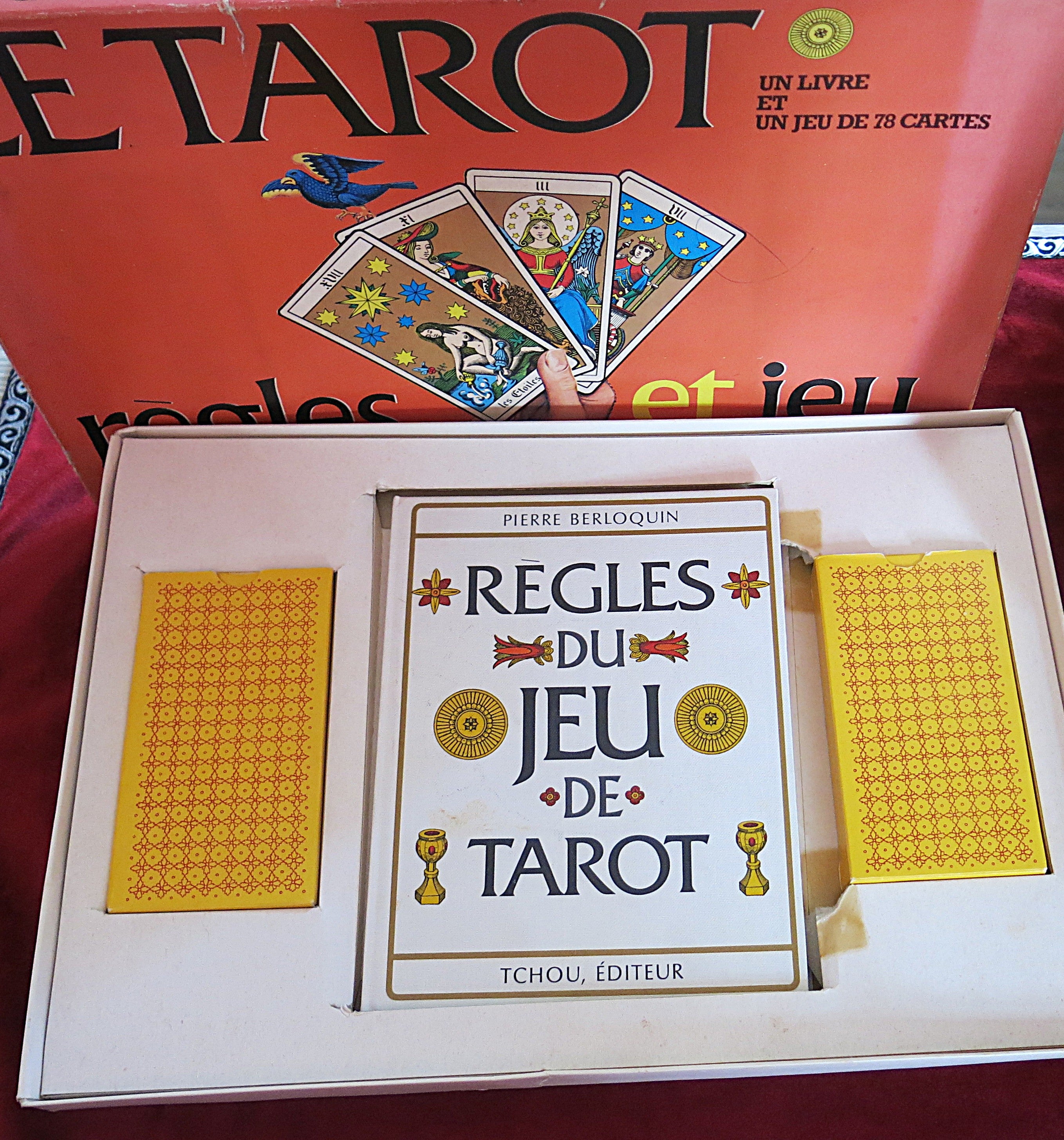 Vintage Oswald Wirth Tarot (1973) – Complete Tchou Set with Book – Extremely Rare