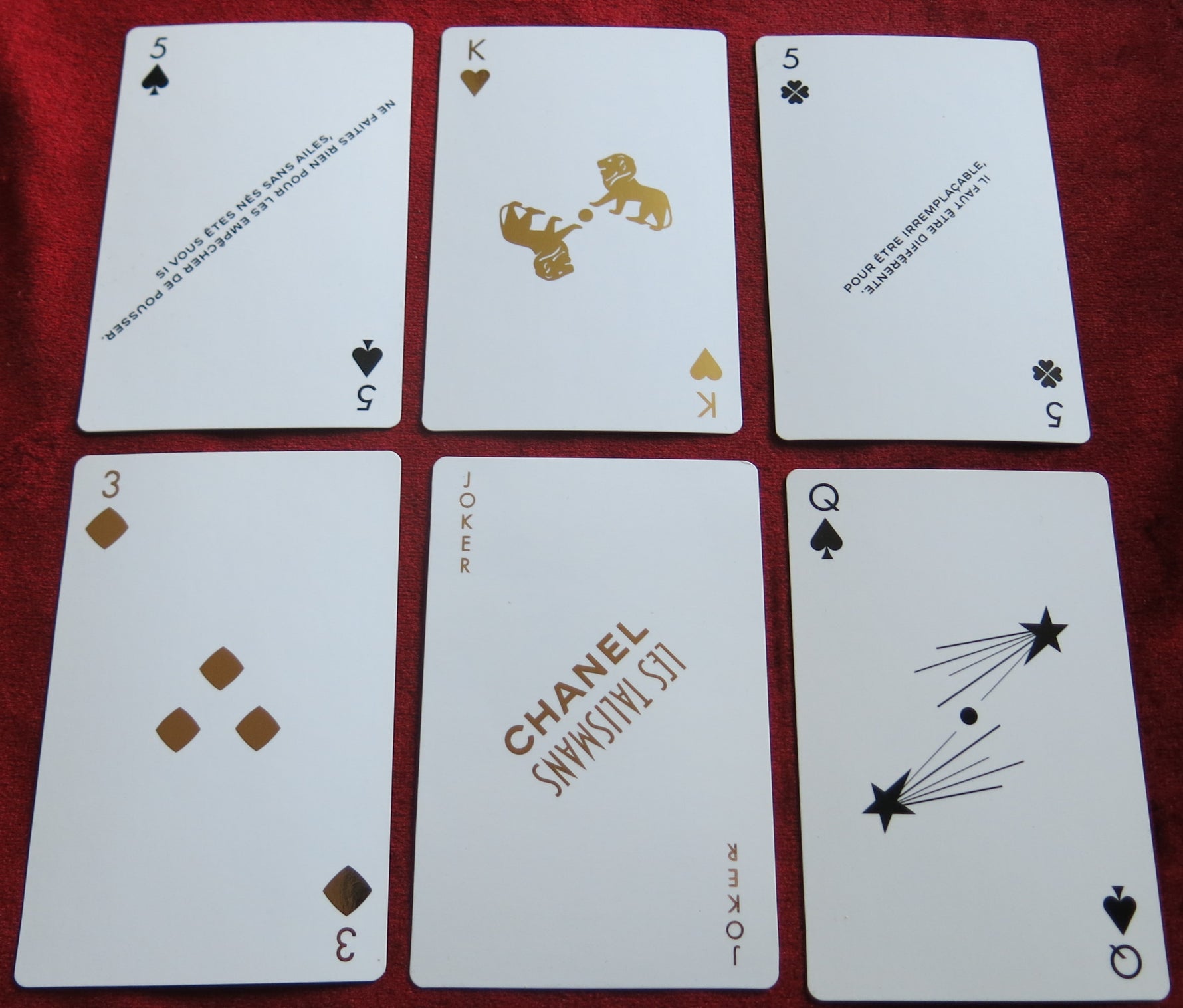 Rare Chanel collector’s gift - Les Talismans - Vintage Luxury Playing Deck - 1 UNIT