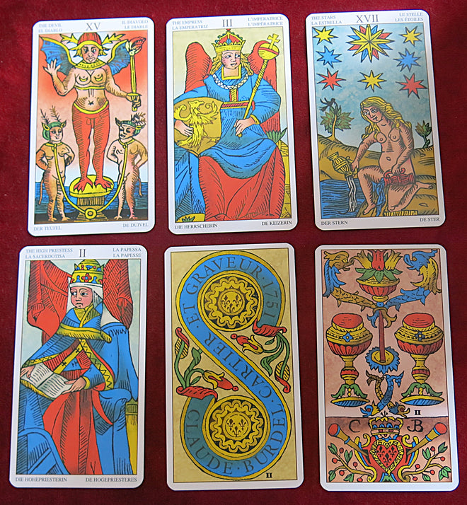 Universal Tarot of Marseille – 78-Card Deck + Multilingual Booklet
