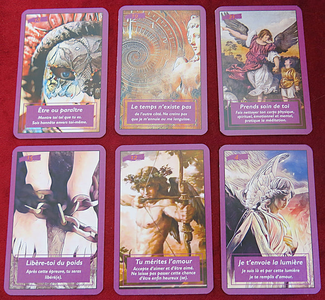 Médium française : Sophie Vitali - L'Oracle de Poche Messagère Spirituelle