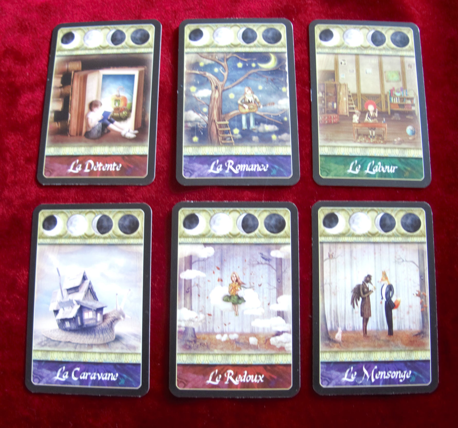 Oracle Lunaire – Cartes de divination au clair de lune – Édition française rare 2016 (OOP)