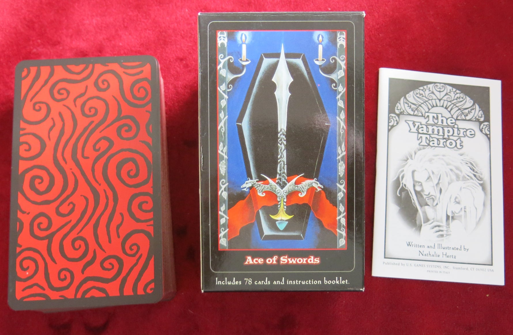 Tarot des Vampires – Nathalie Hertz – US Games 2000 – Jeu de collection gothique (bordure rouge)