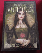 The Tarot of Vampyres – Ian Daniels – Llewellyn 2010 – Gothic Deck + Phantasmagoria Book