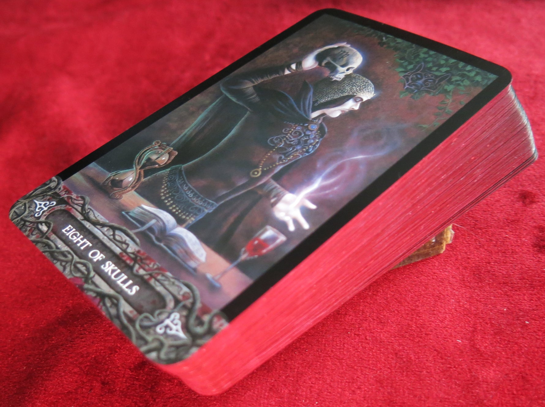 The Tarot of Vampyres – Ian Daniels – Llewellyn 2010 – Gothic Deck + Phantasmagoria Book