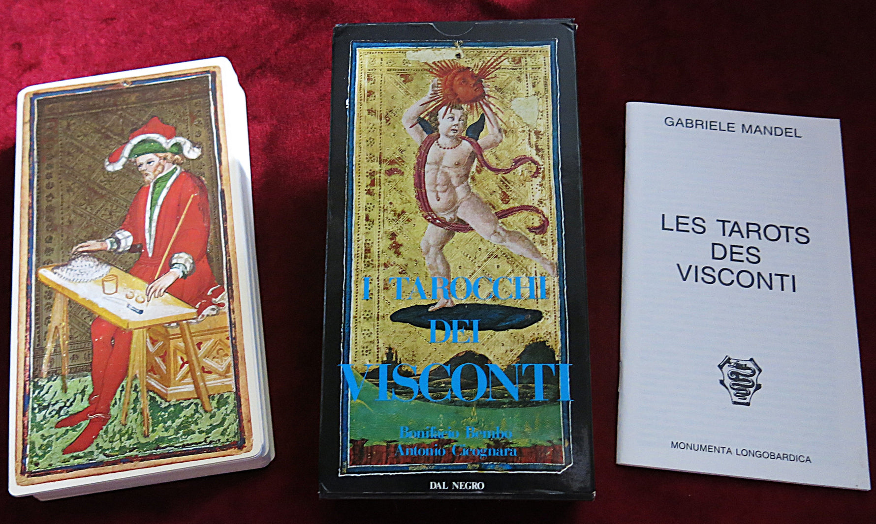 I Tarocchi dei Visconti – 1970s Large Edition – Dal Negro – Rare Italian Tarot Deck