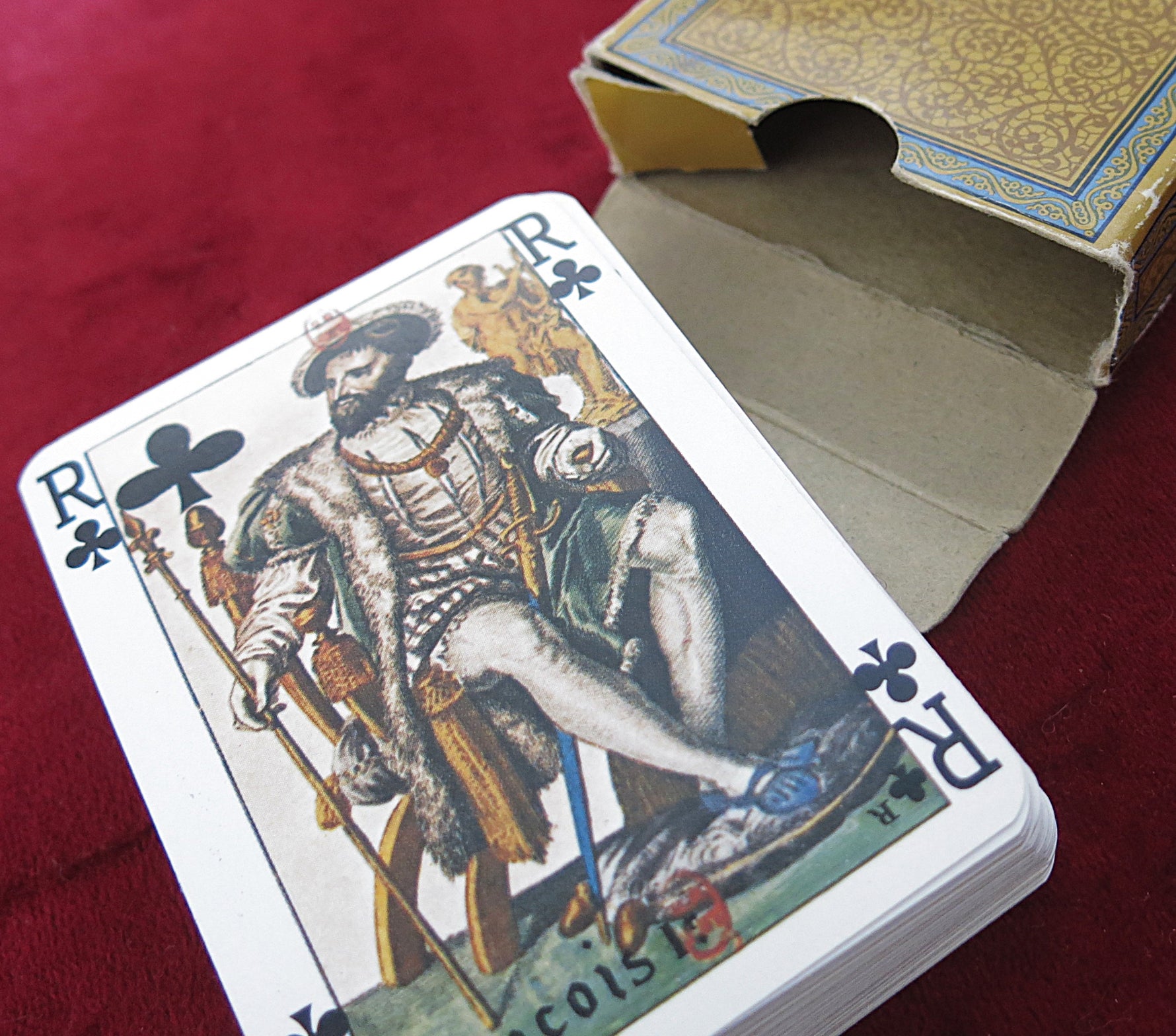 Dames of France - 1982 - Reines de France Playing Cards