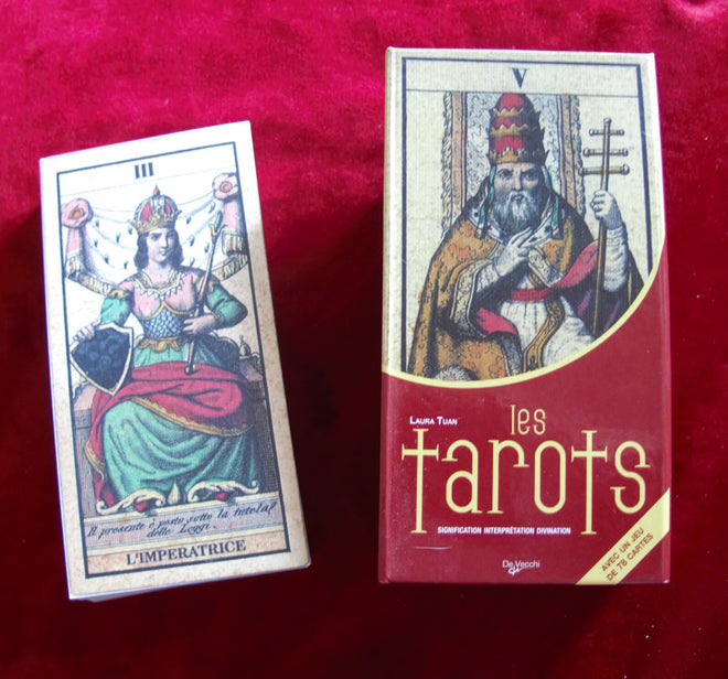 Les Tarots de Laura Tuan - Cartes Histoire du Tarot 2006 - Coffret vintage rouge