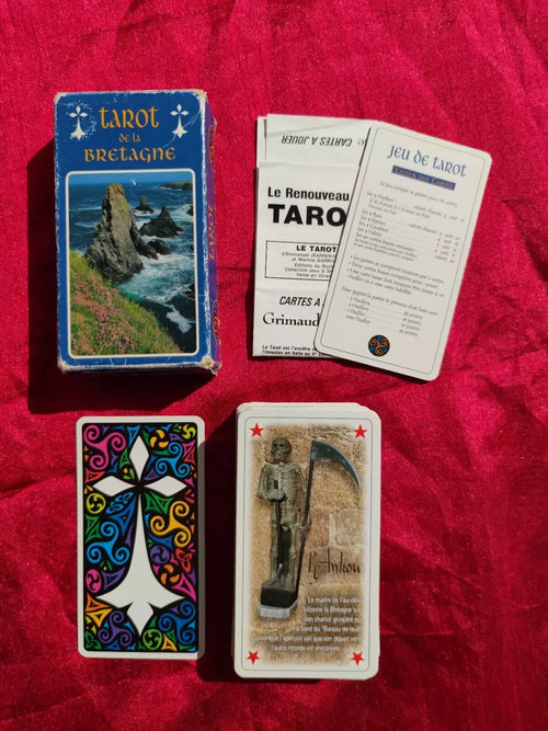 "Bretagne" Region in France: Set of 5 Vintage decks