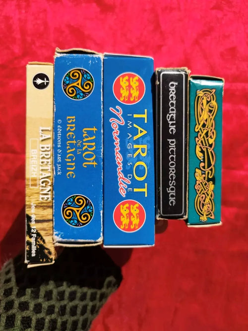 "Bretagne" Region in France: Set of 5 Vintage decks