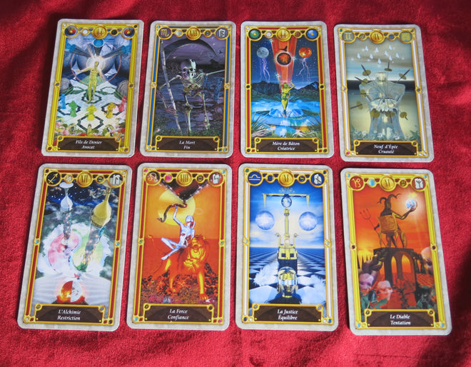 The Quest: Game of tarot - 2010 - VERY RARE  80-Card Set + Book