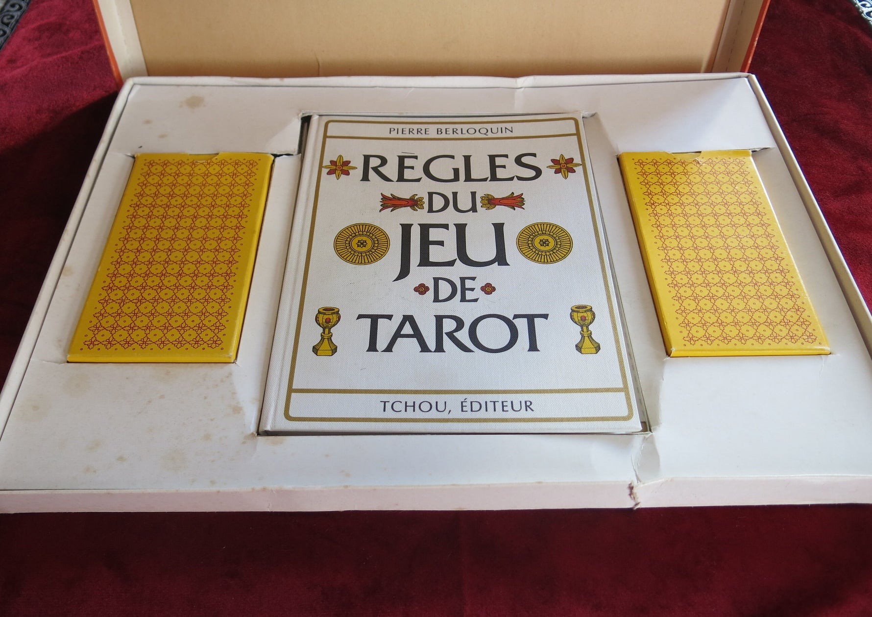 Vintage Oswald Wirth Tarot (1973) – Complete Tchou Set with Book – Extremely Rare