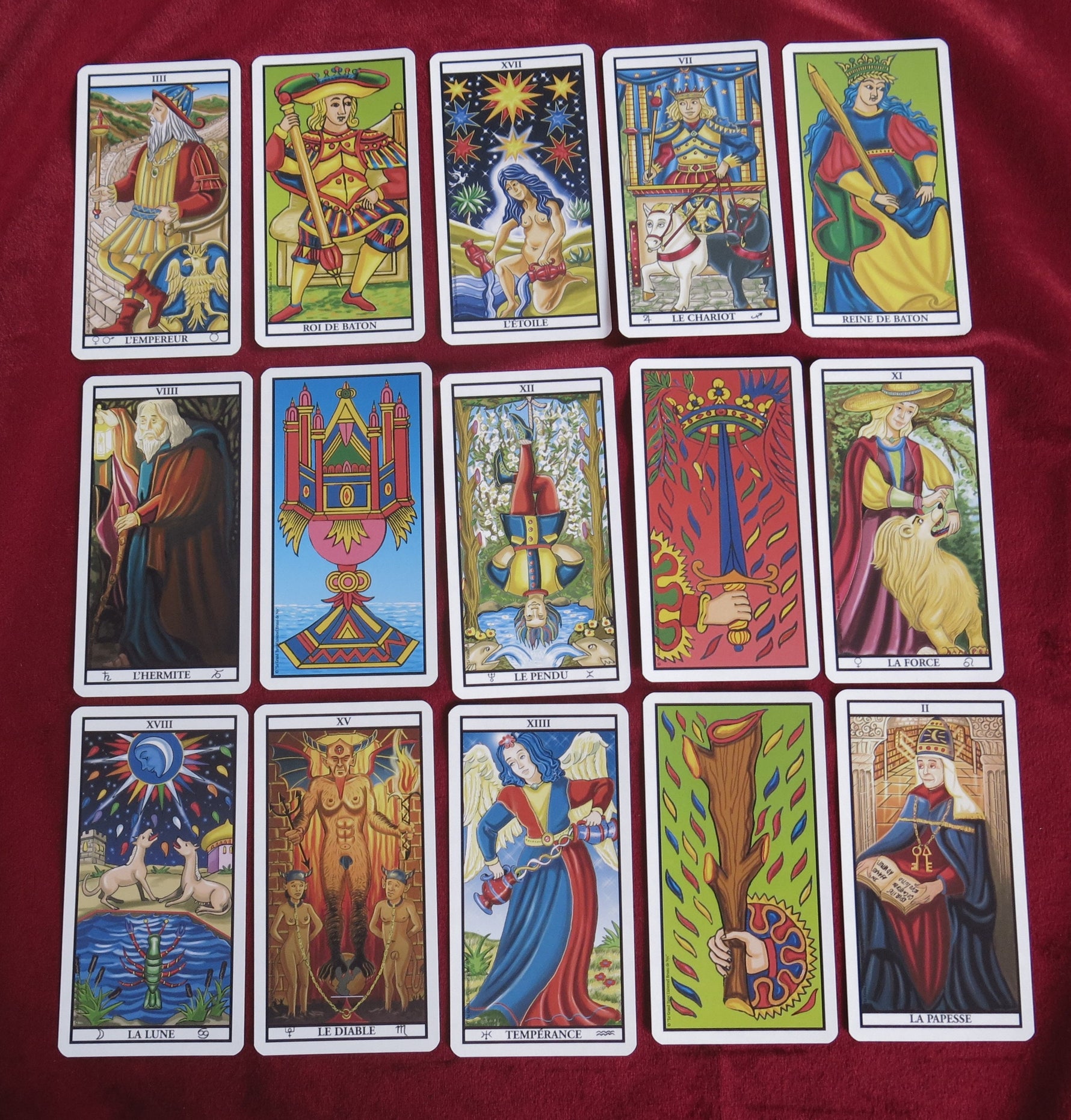 The Universal tarot 2002 Bruno de Nys - Colorful tarot