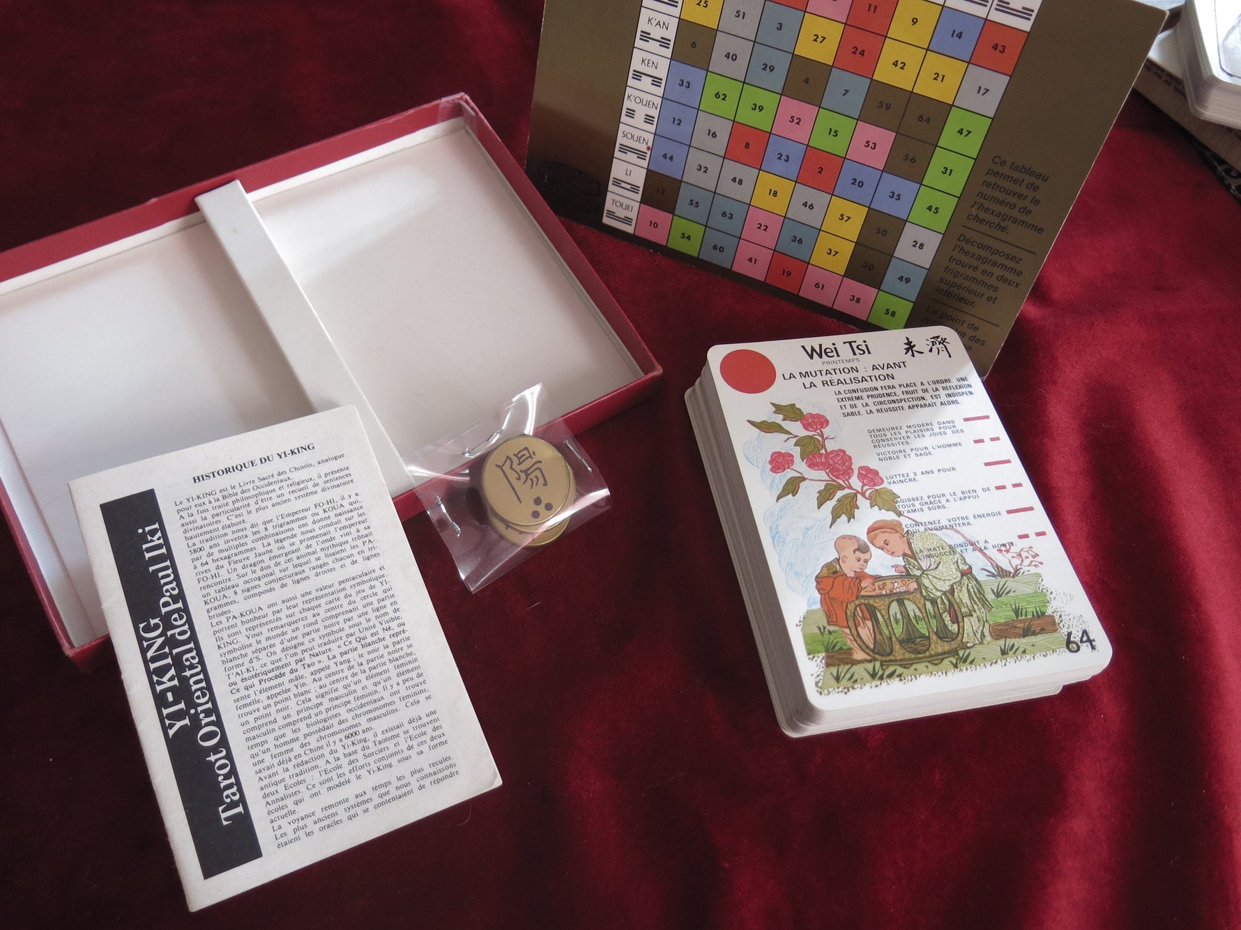 Coffret de Tarot Oriental Yi-King 1978