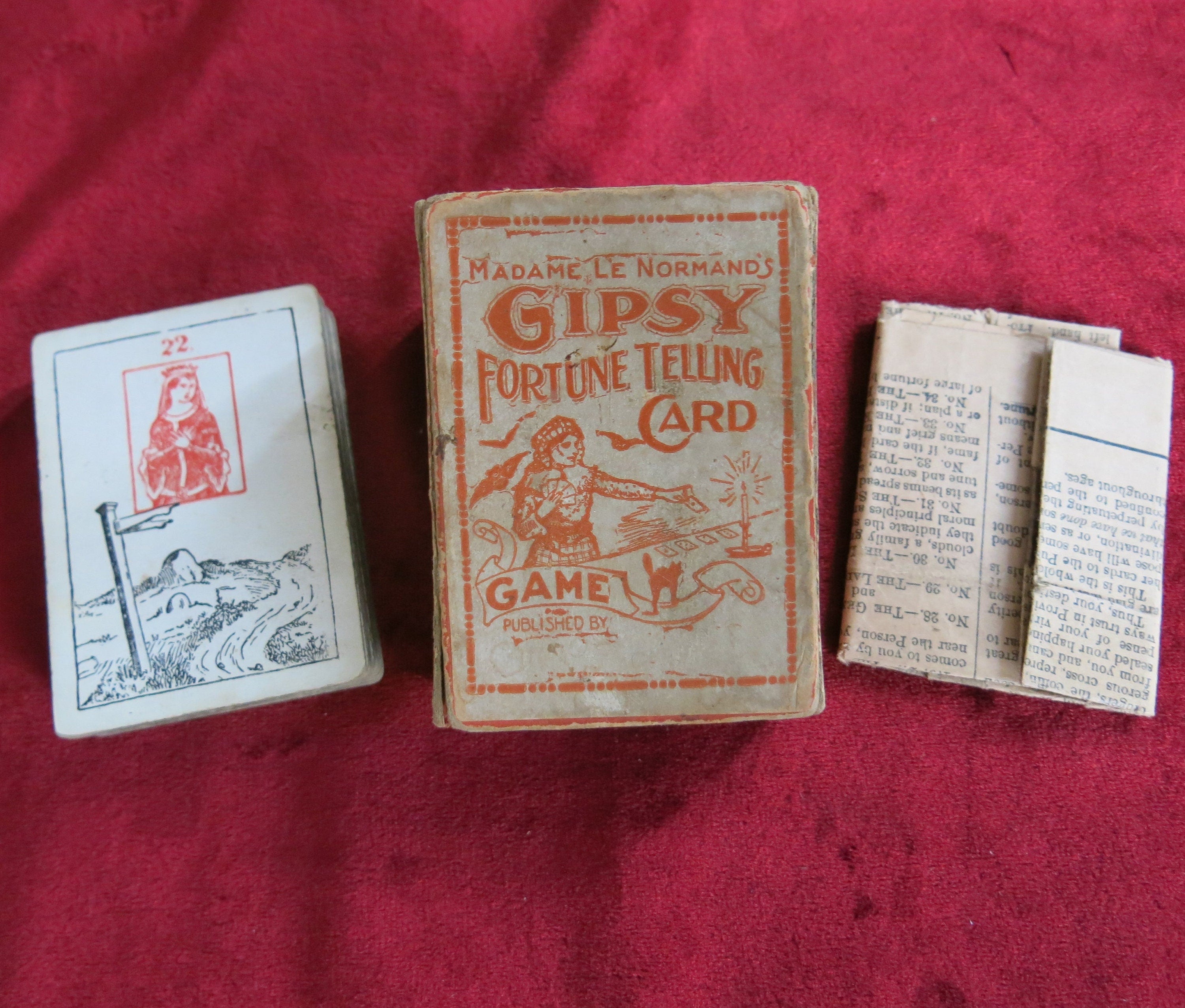 ORACLES & FORTUNE TELLING!