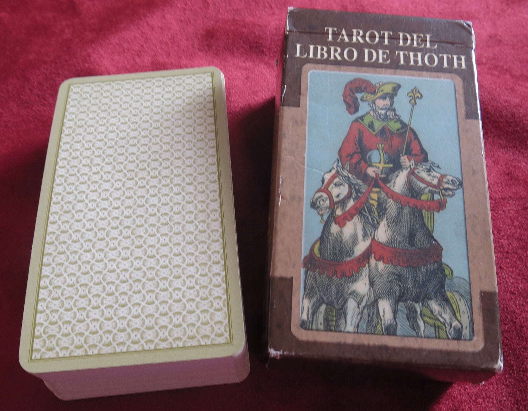The book of Thoth tarot 90s + Guide  - Thoth Inspired cards